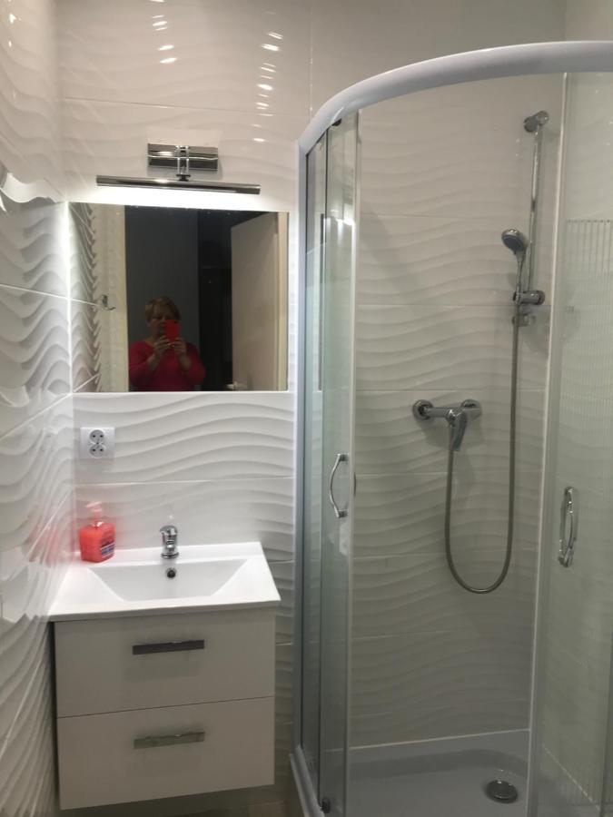 Stajnia Pod Debem Bed & Breakfast Стараховице Екстериор снимка
